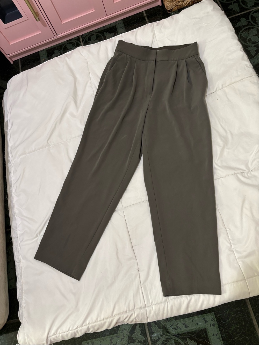 H&M Olive Green Pleated Chinos